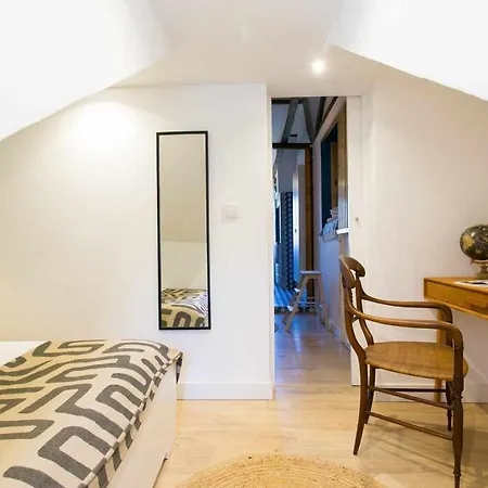 Daire Cozy Blue Attic Lx Factory 1 De Maio *
