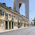 Daire Design Em Alcantara- Lx Factory- 1 Maio Lisboa