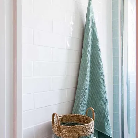 Design No Coracao Do Lx Factory- 1 Maio アパート リスボン